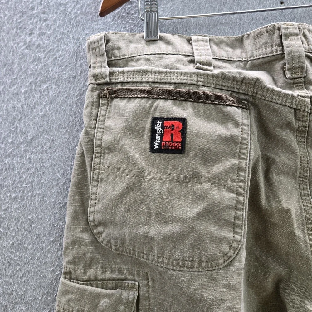 Wrangler Men Pants 36X32 Khaki Cargo Riggs Workwear Relaxed 30